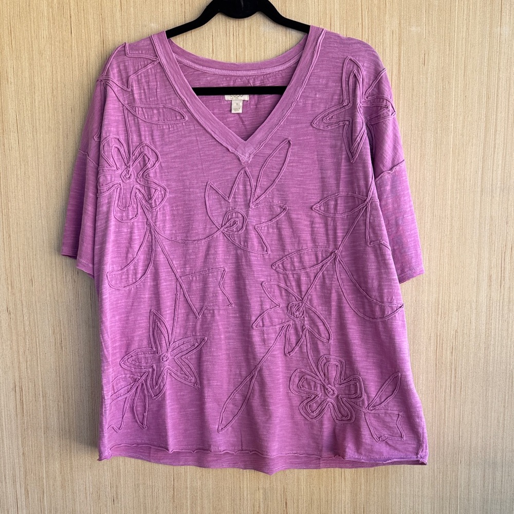 Lavish Mauve Floral Embroidered Short Sleeve Top